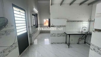 Phòng trọ cửa sổ thoáng. Gác cao