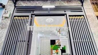 💥1/ Sát Mặt Tiền -- DT: 4x8 (32m2) - Nhà Đúc 2 Tầng - ngay Vườn Lài -