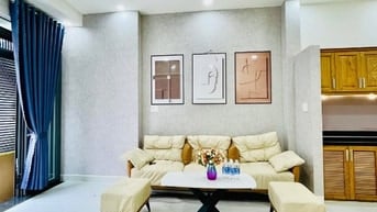 Nhà 2 tầng, 69m2 ngay Tô Hiến Thành, Quận 10. Giá: 3.2 Tỷ. SHR, hẻm 5m