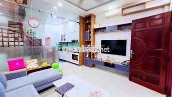 Bạn em đang  bán nhà 5t,40m tại Ngô Thì Sĩ,HĐ,ngõ rộng,thoáng chỉ 8t