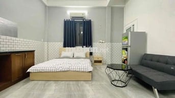 ✅PHÒNG 35M2 CHO 4 NGƯỜI 4 XE_CỬA SỔ FULL NỘI THẤT GẦN UEH - HUFLIT 🔥