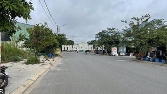 Chính chủ bán đất KDC Xuyên Á _ Long An _ 80m2 _ 2Tỷ _ Bao sang tên