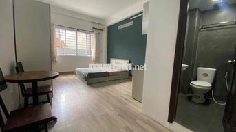 CHO THUÊ PHÒNG STUDIO FULL NT GẦN ĐH VĂN LANG, HUTECH,GTVT, UEF
