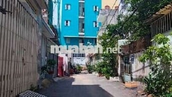 Gần Rạch Xuyên Tâm, Dương Quảng Hàm, Hẻm xe hơi