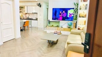 Chính chủ Bán căn hộ chung cư mặt phố - Tòa cán bộ Vinaconex -Cực hiếm