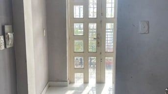 Nhà cách MT30m phú Thọ Hoà Đúc 2 Lầu 4.6 tỷ 