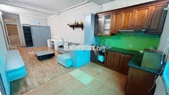 CHÙA BỘC - CẦN BÁN NHÀ TẬP THỂ - SỔ 43m2 - TRUNG TÂM QUẬN - GIÁ TỐT