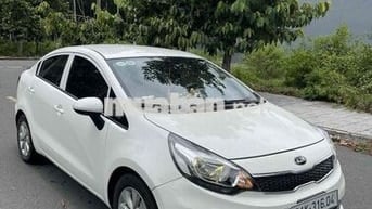 Kia Rio 2015 1.4 MT Sedan - 81000 km