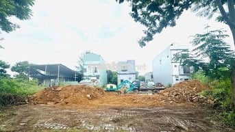 Bán lô đất đường Hoàng Hồi Khanh 7m5 - TĐC Bá Tùng