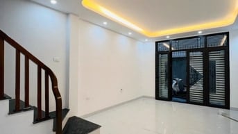 BÁN NHÀ QUANG TRUNG HÀ ĐÔNG, 5 TẦNG, GIÁ 5,3 TỶ, GẦN GA TÀU ĐIỆN, QL6.