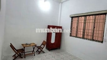 PHÒNG TRỌ NỮ Ở 1  MÌNH GIÁ RẺ MẶT TIỀN ĐƯỜNG QUẬN BÌNH THẠNH