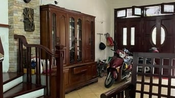Bán nhà mặt phố Trung Liệt, 5 tầng, 55m2, ô tô tránh, kinh doanh.