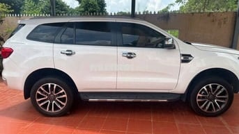 Ford Everest 2019 Titanium 1 cầu xe gia đình
