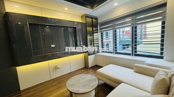 9.3 TỶ- 52M-THANG MÁY – Ô TÔ – LÔ GÓC – KINH DOANH- THẠCH BÀN