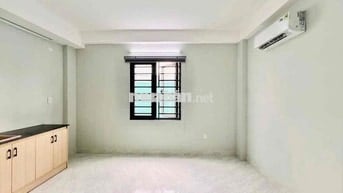 Studio Siêu Rộng Cửa Sổ Đón Nắng Tại Lê Văn Duyệt, Gần Chợ, Q1, Phú Nh