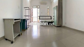 Phòng siêu rộng đường Bà Hạt Q10 thích hợp gia đình ở lâu dài
