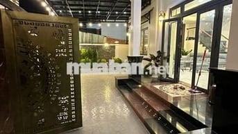 CHO THUÊ VILLA CAO CẤP 13PN NỘI THẤT HIỆN ĐẠI NGUYỄN SIÊU P7 ĐÀ LẠT