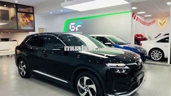 VinFast VF8 2023 Eco - GF - Màu đen NT đen
