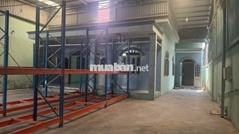 cần cho thuê xưởng đường nhựa xts 33, ngay ngã ba giồng ,hóc môn.