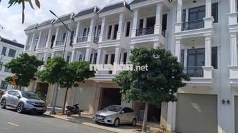 Cho thue nhà vừa ở vừa làm vp gần vòng xoay an phú