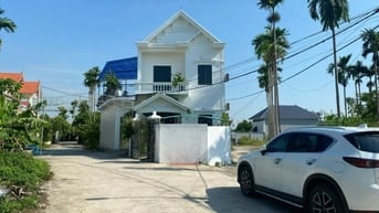 Bán đất tặng nhà 2 tàng lô góc 3 mặt thoáng