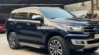 Xe Ford Everest Titanium 2.0L 4x4 AT 2020
