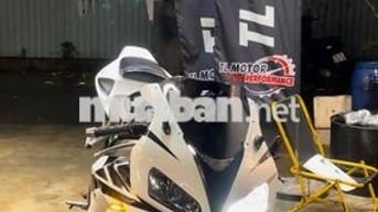 CBR1000RR 2006 gthl