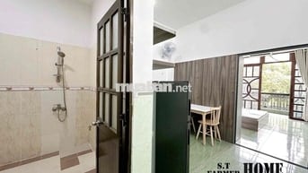 Cho Thuê Căn 1pn Ban Công Tách Bếp Máy Giặt Riêng Ngay Võ Văn Kiệt Q5