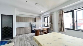 khai trương căn hộ mới - Đường Nguyễn Chí Thanh - Cách ĐH
