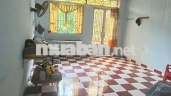♥️ Nhà Sạch Đẹp , 2 Lầu , 4 Phòng Ngủ Khu Bình Phú
