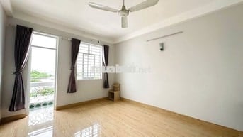 PHÒNG CÓ BAN CÔNG, RỘNG, ĐẸP KDC BÌNH PHÚ, Q6