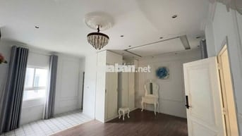 Nhà hẻm 3 tầng + Diện tích đất 100m2 + 4 phòng ngủ + Kiệt Hoàng Diệu