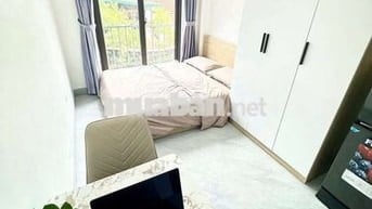 Toà mới Studio 25m2 full nội thất xịn sò. Ban công thoáng ở Minh Khai