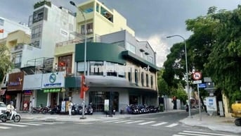 GÓC QUẢNG BÁ THƯƠNG HIỆU – VỊ TRÍ KINH DOANH ĐẮC ĐỊA NGAY TRUNG TÂM Q1