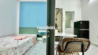 Cho thuê căn 1PN Tách bếp_Cửa sổ trời thoáng View bờ kè Trường Sa Q3