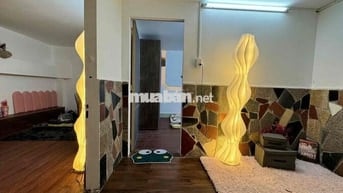 CÒN 1 CĂN 2 PHÒNG NGỦ CUỐI BÊN TRỤC ĐƯỜNG VĂN CHUNG GIÁ CỰC TỐT