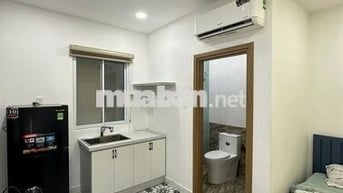 Căn hộ dịch vụ full nội thất đường Hoàng Sa Tân Bình