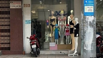 SANG SHOP - HCM đường 2 chiều [VÕ VĂN TẦN QUẬN 3], vị trí đắc địa