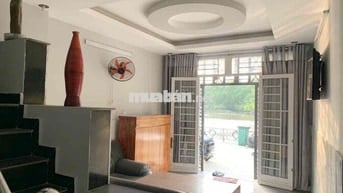cho thuê nhà nguyên căn mặt tiền bờ kè gần chợ phú xuân