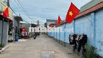 LÔ ĐẤT CỰC ĐẸP - CÓ KHU NHÀ XƯỞNG 500M2 - SÁT MẶT TIỀN PHẠM THỊ GIÂY