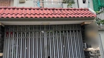 BÁN HẺM , hẻm 487 củ ,vỏ thị nhờ ,q7-dt- 5x22 đúc 2 tầng  Sân thượng ,