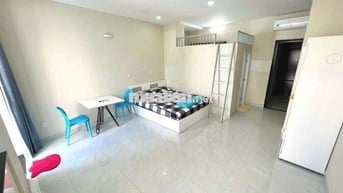 PHÒNG RỘNG BAN CÔNG GẦN QUẬN 1, QUẬN 3, TÂN BÌNH,...