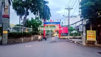 Khai Thác Tối Ưu, CHDV 20 Phòng, Đường 8m, Gần ST Emart
