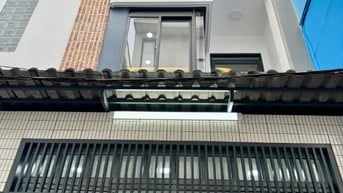 3 tầng đúc Mới tinh,xinh lung linh Dương Bá Trạc P1Q8 shr hoàn công đủ