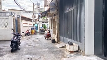 Xe hơi vô nhà - xây mới 4 tầng, 4.3x13m, Nguyễn Văn Nghi - chỉ 8.x tỷ