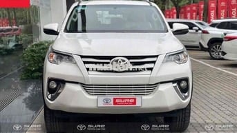 Toyota Fortuner 2020 2.4MT 4x2 MT  - xe hãng
