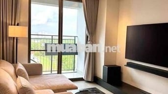 Căn hộ cao cấp 1 phòng ngủ CMT8 quận 3 full nội thất ở liền giá tốt !