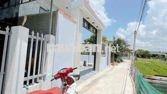 nhà 1 lầu 10m x 15m sổ hồng riêng giá rẻ 2 tỷ 5 gần bình chánh