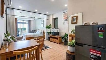 CHO THUÊ CĂN HỘ BAN CÔNG TÁCH BẾP TRUNG TÂM QUẬN 1 MỚI TOANH GIÁ RẺ