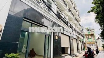 Chính chủ cần bán nhà phố liền kề tại Khu phố 5, P. Thạnh Xuân, Quận 1